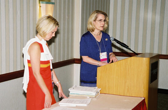 Unidentified Phi Mu and Donna Stallard Leading Convention Workshop Photograph 4, July 4-8, 2002 (image)