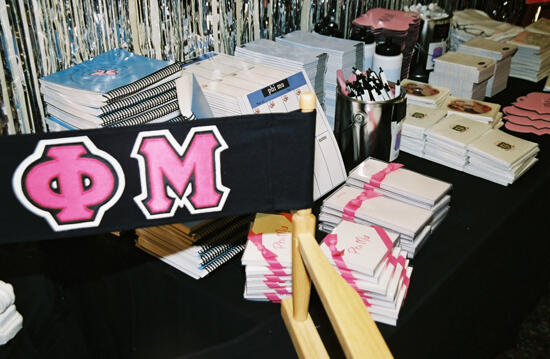 Phi Mu Paper Products in Convention Carnation Shop Photograph, July 4-8, 2002 (image)