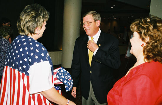 Williams, Isakson, and Johnson at Convention Photograph, July 4-8, 2002 (image)