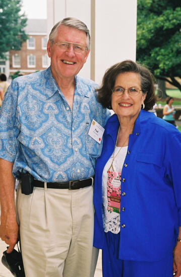 Paul and Joan Wallem at Wesleyan College During Convention Photograph 1, July 4-8, 2002 (image)