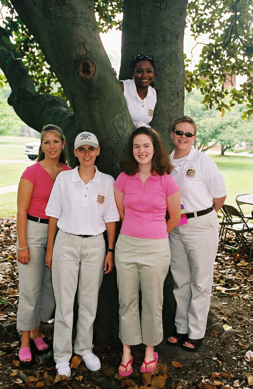 Five Phi Mus by Tree at Convention Photograph 4, July 4-8, 2002 (Image)