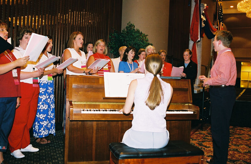 Convention Choir Singing Photograph 15, July 4-8, 2002 (Image)