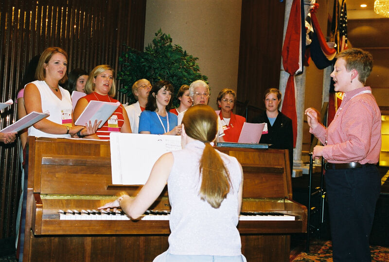 Convention Choir Singing Photograph 14, July 4-8, 2002 (Image)