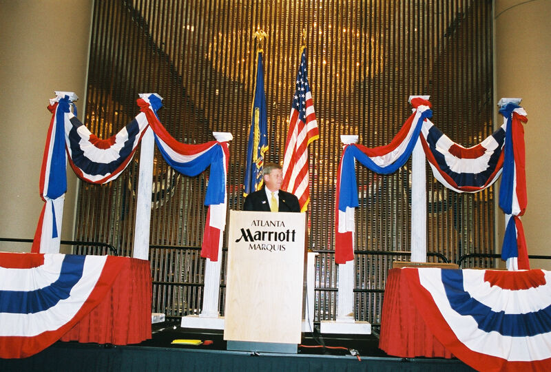 July 4 Johnny Isakson Speaking at Convention Welcome Dinner Photograph 6 Image