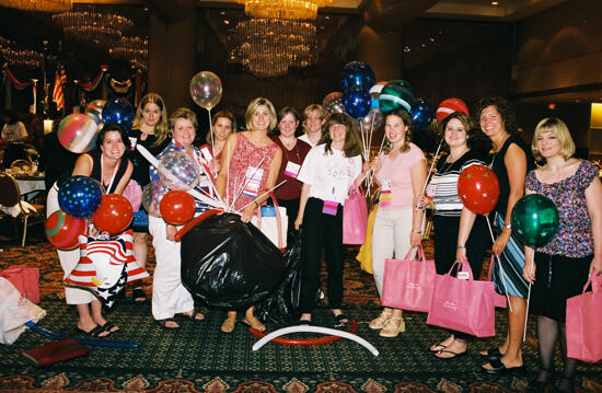 Group of Phi Mus With Balloons at Convention Photograph 2, July 4-8, 2002 (image)