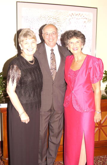 Convention Photograph 71, July 4-8, 2002 (image)