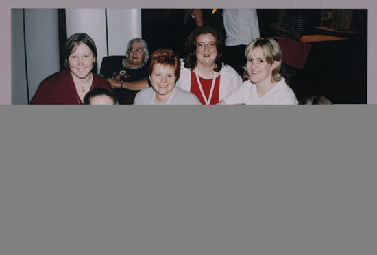 Donna Reed and Six Phi Mus at Convention Photograph 1, July 4-8, 2002 (image)