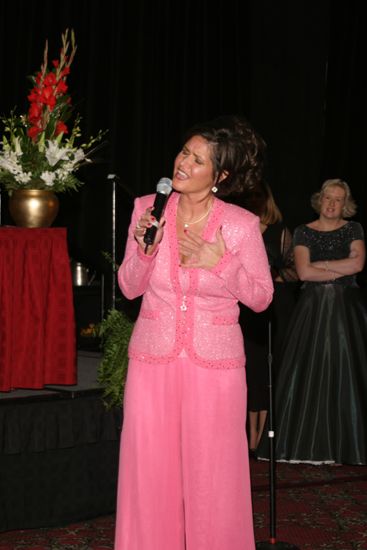 Misty Smith Singing at Convention Carnation Banquet Photograph, July 11, 2004 (image)