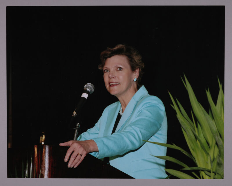 Cokie Roberts Speaking at Convention Photograph, July 8-11, 2004 (Image)