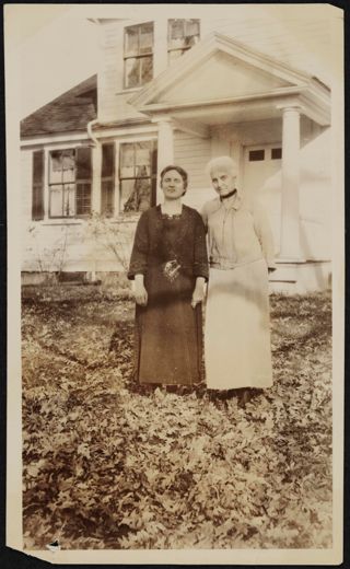 Mary Low Carver and Ruby Carver Emerson Photograph, Summer 1923