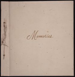 SK_HQ_Box 8_Scrapbook 25_000.jpg