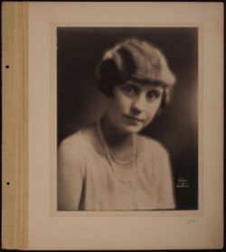 SK_HQ_Box 2_Scrapbook 6_014.jpg