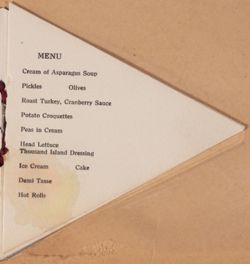 SK_HQ_Box 2_Scrapbook 5_022_01_05.jpg