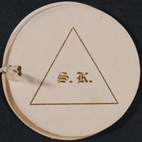 SK_HQ_Box 3_Scrapbook 9_009_01_01.jpg