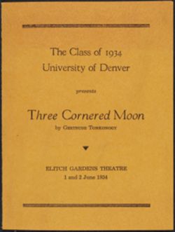 SK_HQ_Box 3_Scrapbook 9_040_02_01.jpg