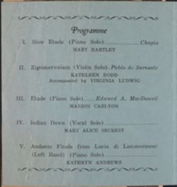 SK_HQ_Box 3_Scrapbook 9_040_01_02.jpg