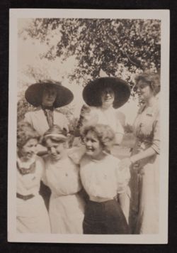 SK_HQ_Box 1_Scrapbook 1_036_02_11a.jpg