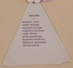 SK_HQ_Box 8_Scrapbook 27_015_01_05.jpg