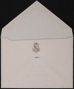 SK_HQ_Box 10_Scrapbook 29_004_02_02.jpg