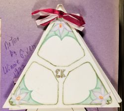 SK_HQ_Box 7_Scrapbook 22_008_01_01.jpg