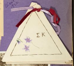 SK_HQ_Box 7_Scrapbook 22_008_02_01.jpg