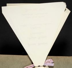 SK_HQ_Box 7_Scrapbook 22_046_01_04.jpg