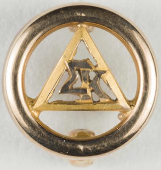 Rebecca Wappner Mother's Pin