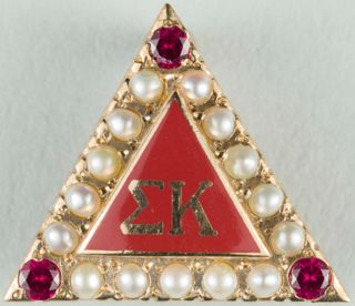 Carol Douglas Crown Pearl Badge with Garnet Points, January 23, 1993