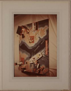 SK_HQ_Box 22_Scrapbook 74_038_01_03.jpg