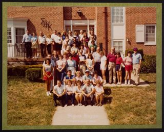 Xi Chapter Dad's Day Photograph, 1983