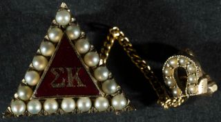 Marja Pourless Sigma Kappa Badge, 1939