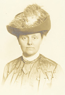 Susan Walker Fitzgerald, 1913