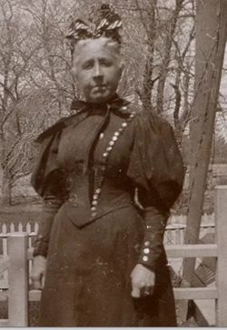 Fifield, emily 2.jpg