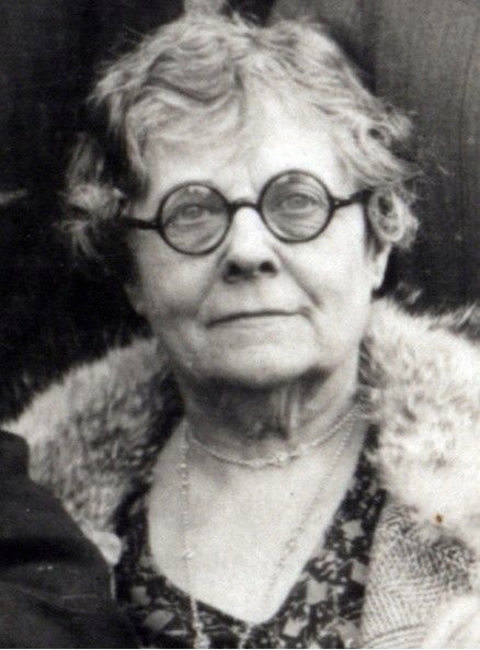 Sarah E. Hyre's Campaign for School Board Member, 1906