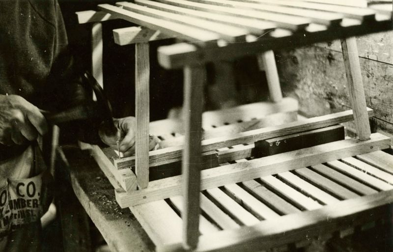 How to Build a Lobster Trap Photographs