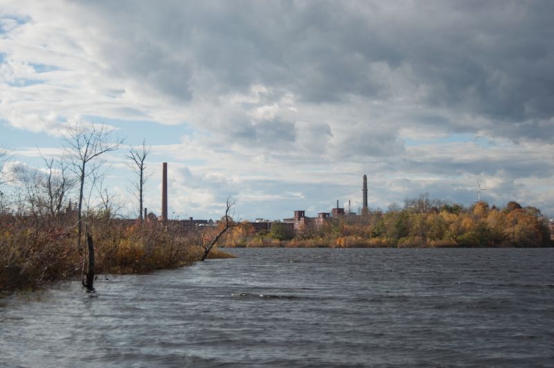 A Rising City Where the Water Falls Photographs