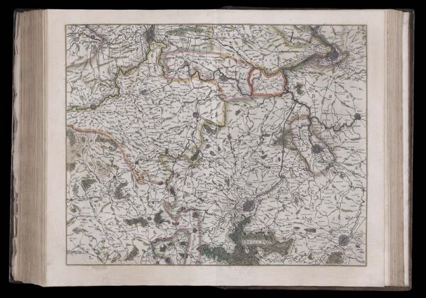 [Untitled map prefaced by previous text page titled: Description de la Flandre Imperials, et Proprietaire.]