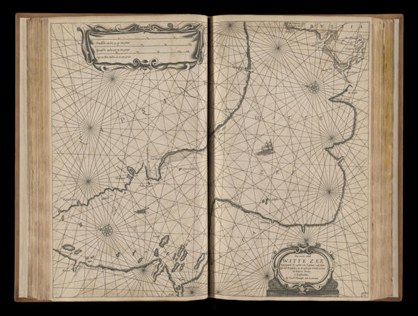 Pascaarte vande Witte Zee begrypende de custen van Laplant, van Warsiga tot Kandalox en de cust van Corelia tot aen de riviere Dwina. 't Amsterdam...