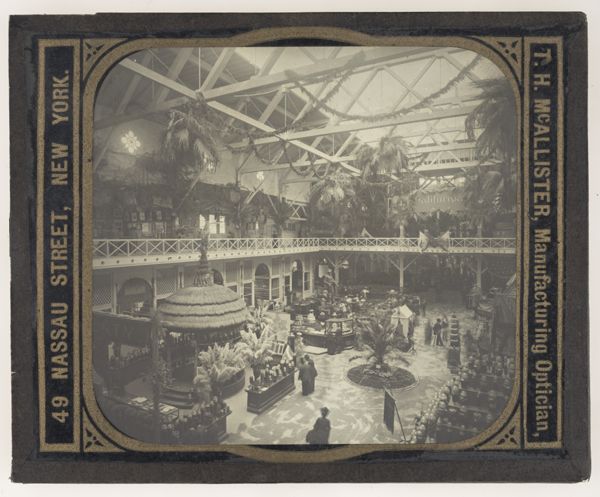 [Indoor market]