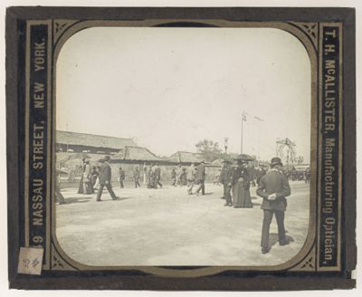 [...] Village midway