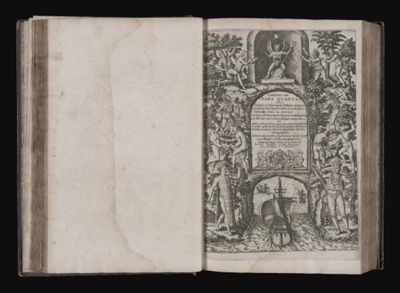 Americae pars quarta sive insignis & admiranda historia de reperta primum Occidentali India a Christophoro Columbo anno MCCCXCII Scripta ab Hieronymo Bezono Mediolanense qui istic anis XIII versatus diligeter omnia observavit addita ad singula sere capita non contemnenda scholia in quibus agitur de earum etiam gentium idolatria accessit praterea illarum regionum tabula chorographica