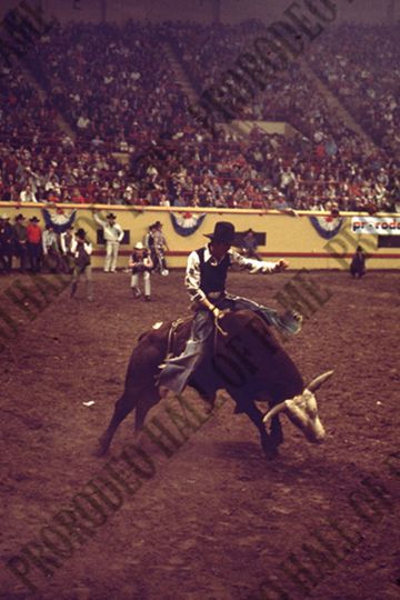 Marvin Shoulders Bull Riding