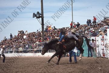 Hank Whitethorne Bareback Riding