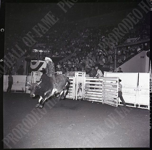 Howard Belyeu on #15 (Beutler Brothers)