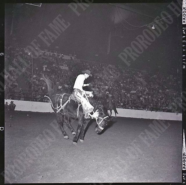 Dennie Looman on #9 Toyack (Beutler Brothers)