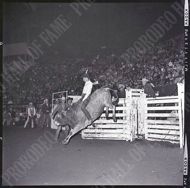 Freddie Greer on #40 (Beutler Brothers)