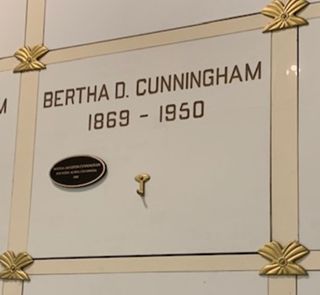 Bertha Deniston Cunningham, Founder Burial Marker