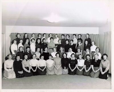 Beta Xi (Utah State University) members, 1954, photograph