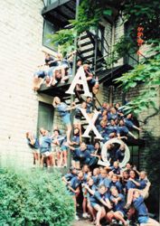 Gamma Zeta (Kansas State University), Bid Day, 1999, photograph