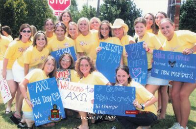 Psi (University of Oklahoma) Bid Day, 2003, photograph